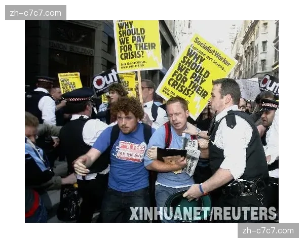 “快讯：前意甲球员因参与非法赌球案被警方逮捕”